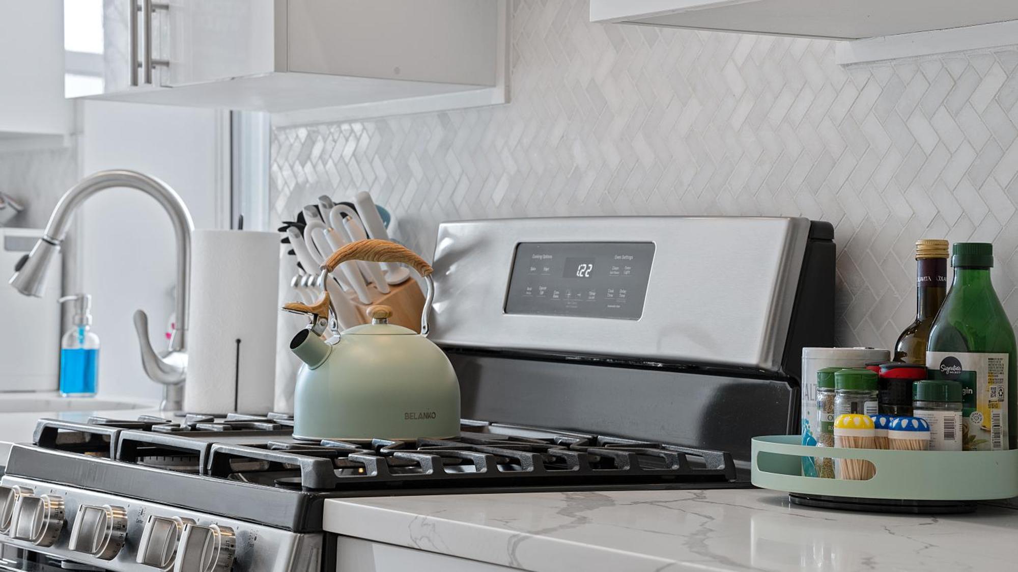 Chic Penthouse 15 Minutes From Nyc - Bus Stop At Doorstep Hoboken Eksteriør billede