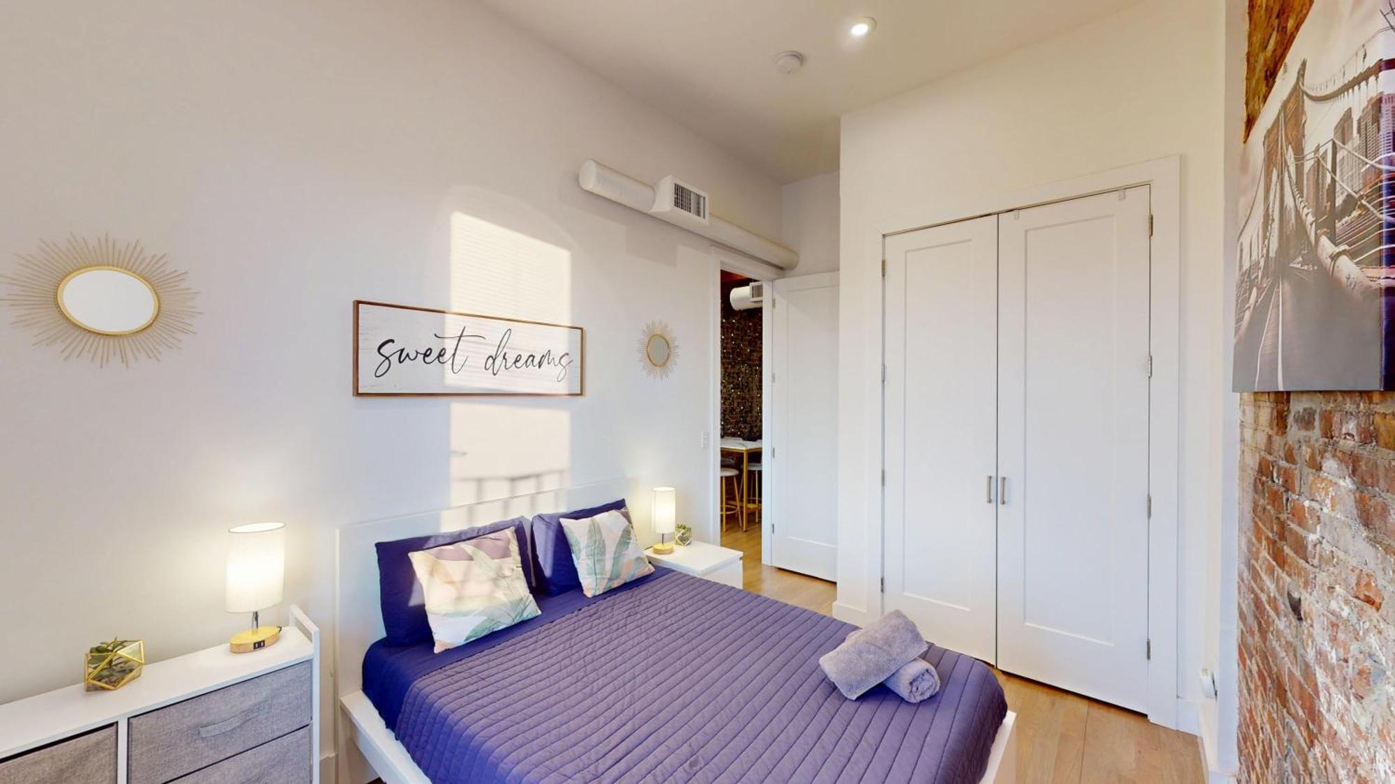 Chic Penthouse 15 Minutes From Nyc - Bus Stop At Doorstep Hoboken Eksteriør billede